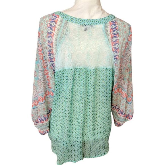 Figueroa & Flower Long Sleeve Boho Casual Light Green Blouse in Size Large - Picture 3 of 4